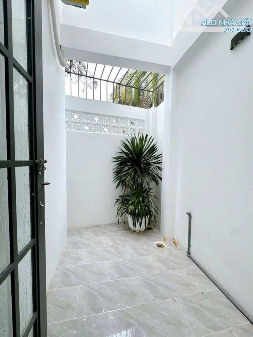 bán nhà 2 lầu giá 1ty900 ngay trường lái Bửu Long Biên Hòa shr thổ cư đường 7m xe hơi - 7