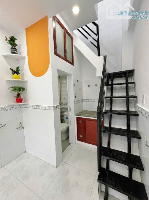 Bán nhà giáp Tên Lửa 11 m2, nhỉnh 1 tỷ - 7