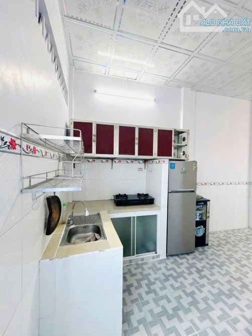 BÁN NHÀ cấp 4 khu dân cư Thành Giao. Gần chợ Miễu Ông, UBND Phường - 7