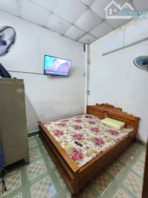 7,441 Tỷ🔥Bán đất tặng nhà C4 và 10 phòng trọ, Hẻm đường Bình Hòa 24, p.Bình Hòa_Thuận An - 7