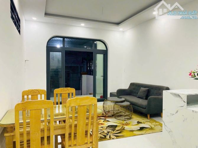 🍀NHÀ MỚI XÂY ĐẸP TẠI VĨNH HẢI - NHA TRANG 88 M2 GIÁ CHỈ 2 TỶ 950 TRIỆU  SỔ HỒNG SANG T - 7