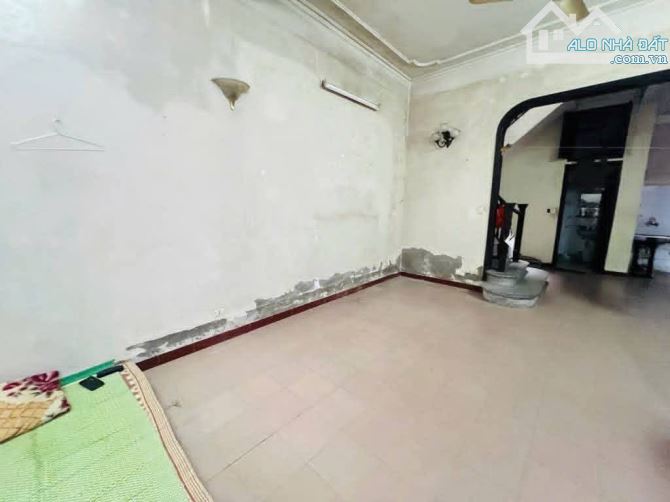BÁN NHÀ 3 TẦNG PHỐ KHƯƠNG ĐÌNH, THANH XUÂN DT 160M2,MẶT TIỀN 8.5M2
