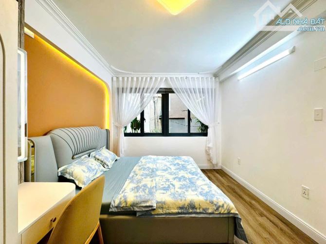 Cạnh Mặt Tiền Lý Chính Thắng 40m2 Quận 3 Giá 8,9 tỷ - Giá còn thỏa thuận - 7