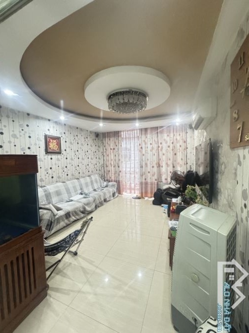 CẦN BÁN NHÀ SIÊU PHẨM 5 TẦNG - TẶNG FULL NỘI THẤT - ĐƯỜNG NHỰA 8M THÔNG- NGAY NGUYỄN SƠN T - 7