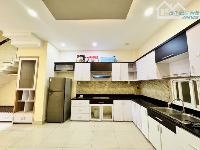 VIP PHÚ NHUẬN - HXH NGUYỄN ĐÌNH CHÍNH - 4TẦNG - NỞ HẬU - 7