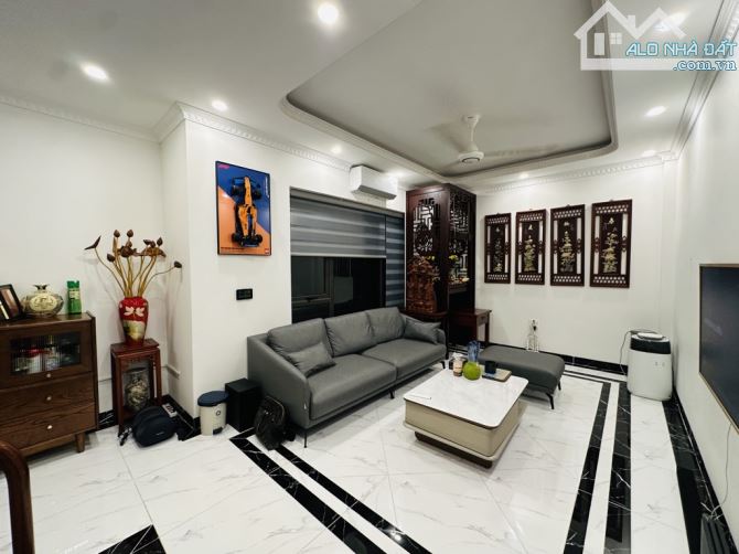 NHÀ MỚI 6 TẦNG. - SÀI ĐỒNG - VŨ XUÂN THIỀU LONG BIÊN DT 45M CHỈ HƠN 6 TỶ - 7