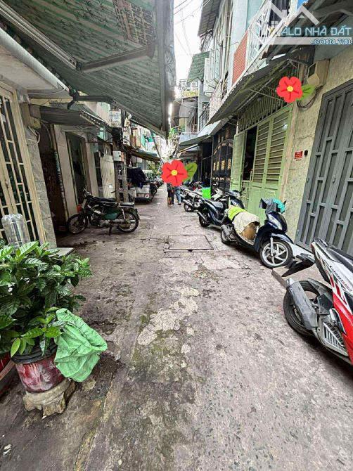 🇻🇳Quận 10,Hồ Thị kỷ,3 tầng,dt:3mx4m,giá:4,1 tỷ - 8