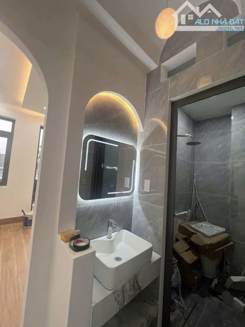 khu đường 8m Trần Quý Khoách, Quận 1. Giá 6 tỷ 920/ 81m2 (4,5mx18m). Vừa ra sổ xong - 8