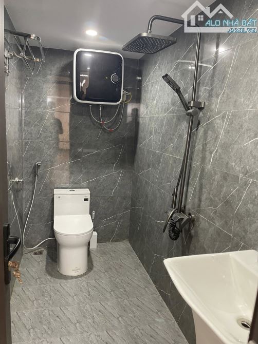 HOÀNG HOA THÁM – 45M² – 3 TẦNG – MT 4.1M – 8.1 TỶ - 8