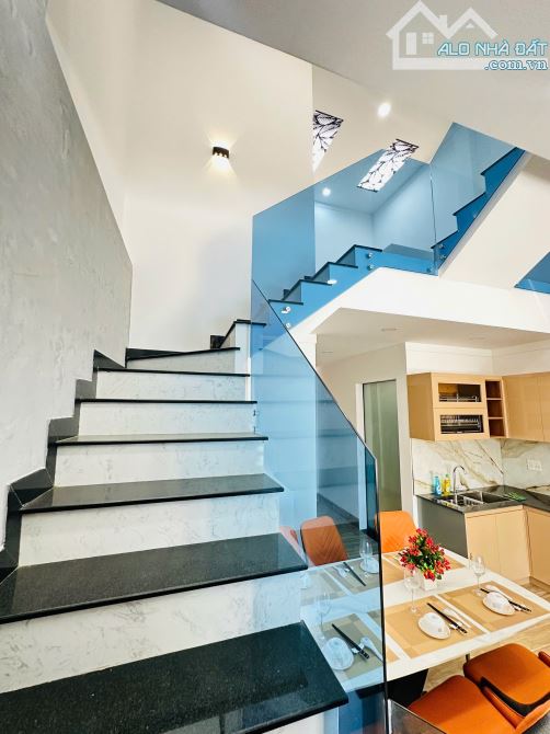NHÀ MỚI KENG MÊ LỆCH - NỘI THẤT XỊN 5.2x20m, CHỈ 2 TỶ 790 Triệu - GIÁ BẰNG LÔ ĐẤT - 8