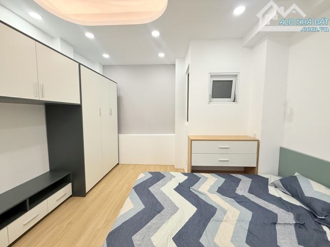 Bán căn hộ 2pn có sổ hồng đầy đủ nội thất đường Cách Mạng Tháng Tám phường 15 quận 10 - 8