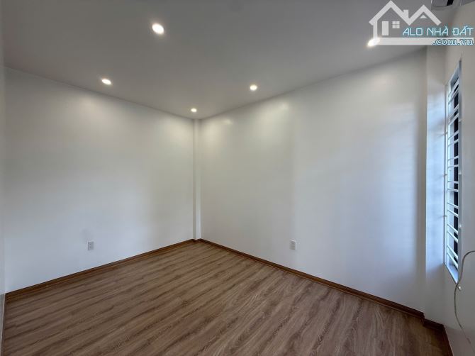Quá tuyệt vời với căn 4 tầng đẹp lô góc 2 mặt thoáng ô tô đỗ cửa - 8