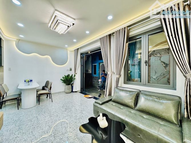 🟢 GẦN CHỢ HOÀNG HOA THÁM-SỔ:38M2-(5.40M❌7M)-2TANG-3PN(PN DƯỚI TRỆT)-CHỈ:5🧄🟢 - 9