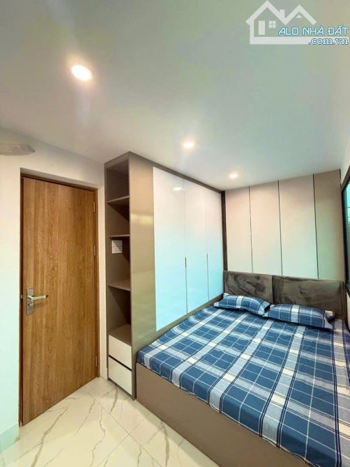 Bán nhà tập thể Nghĩa Tân Cầu Giấy nhà đẹp long lanh, khách chỉ việc ở 80m2 chỉ 3.95 tỷ TL - 9