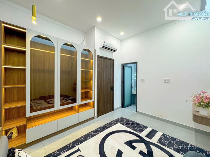 Nhà 2 Lầu Vùa Thiện Đường Trần Văn Khánh, P.Tân Thuận Đông, Quận 7 - 9