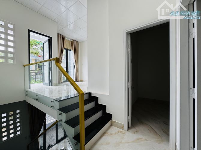 Bán nhà 2 tầng kiệt ô tô nhỏ Nguyễn Khoa Chiêm bên cành Đại Học Ngoại Ngữ giá chỉ 2,4X Tỷ - 9
