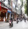 Bán nhà mặt phố Đê La Thành 45m2 nhà mới ngõ thông ô tô thang máy 12 tỷ