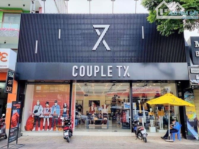 Bán nhà khu Hoàng Việt hẻm 10m Khu sang trọng số 1 quận Tân Bình 13 x 22m giá 50 tỷ