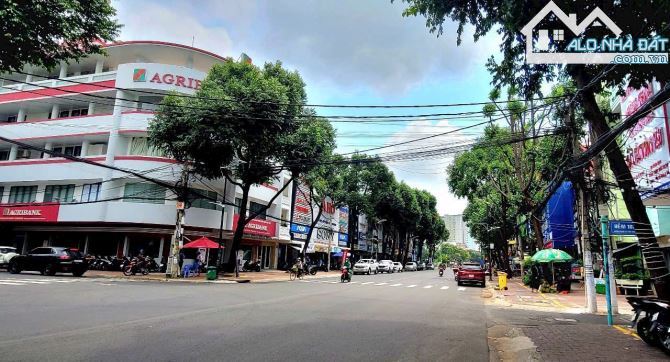 BÁN NHÀ MẶTTIỀN NAM KỲ KHỞI NGHĨA S=8x24=198M2 VỊ TRÍ ĐẸP GẦN BIỂN, P.VŨNG TÀU-TPHCM.31 TỶ