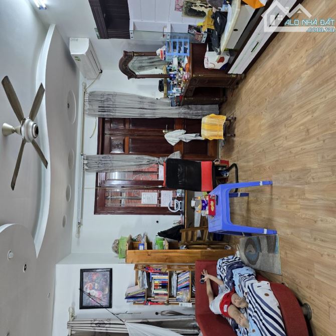 Bán nhà mặt đường Nguyễn Hữu Thọ, 120m2, 4 tầng, vỉa hè 5m. Giá chỉ 90 Tỷ