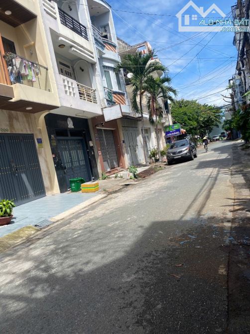 🏡 BÁN NHÀ 4 TẦNG HẺM XE TẢI- QUANG TRUNG – GÒ VẤP– 68M² – GIÁ 9.5 TỶ – Ở HOẶC KINH DOANH