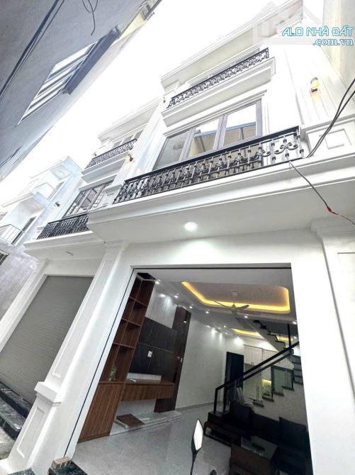 Bán nhà   Bùi Thị Từ Nhiên , Đông Hải , Hải An . 2,85 tỷ , 3 tầng , 45m.