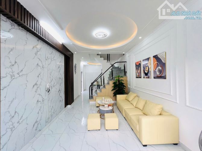 Bán nhà 4 tâng tại Nguyễn Văn Linh , Lê Chân Giá 3 tỷ 350