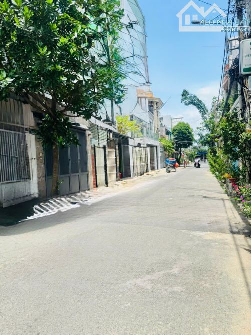 SIÊU PHẨM 5 TẦNG  – TÂN PHÚ - ĐƯỜNG NHỰA 8M – FULL NỘI THẤT CAO CẤP – CHỈ 9.X TỶ 🏵️