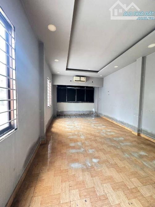 🌹🌹HXH TRÁNH NGUYỄN THIỆN THUẬT, 42m2, 5 TẦNG, 5 PHÒNG NGỦ. GIÁ: 14,9 TỶ🌹🌹