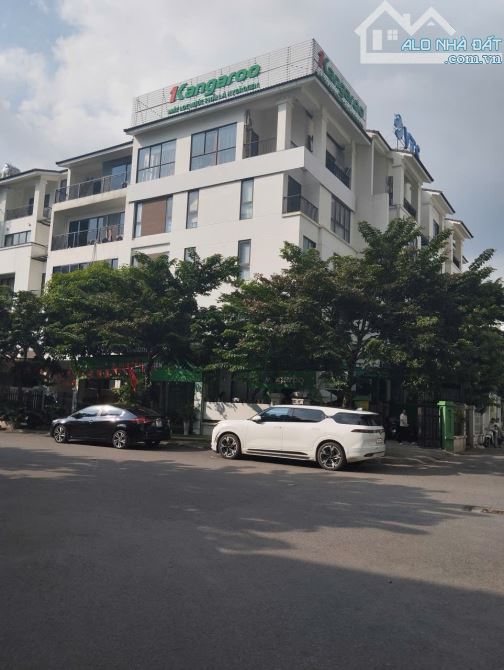 BÁN NHÀ LÔ GÓC 6 TẦNG HOÀNG THÀNH MỖ LAO – TRỤC CHÍNH NGUYỄN VĂN LỘC VIEW HỒ KINH DOANH