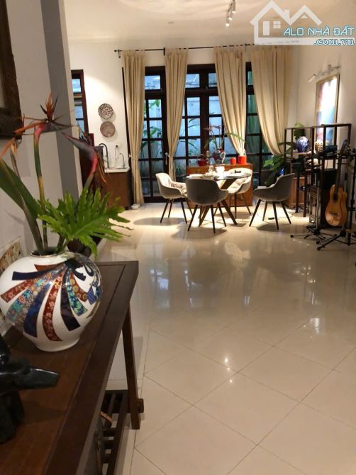 Bán biệt thự C1 Ciputra  Tây Hồ, Hà Nội