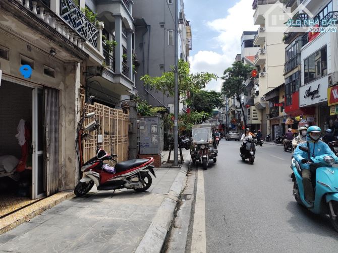MẢNH ĐẤT, MẶT PHỐ, THỤY KHUÊ, TÂY HỒ-VỈA HÈ-KD-Ô TÔ:60M, MT 3,2M, GIÁ 20 TỶ.