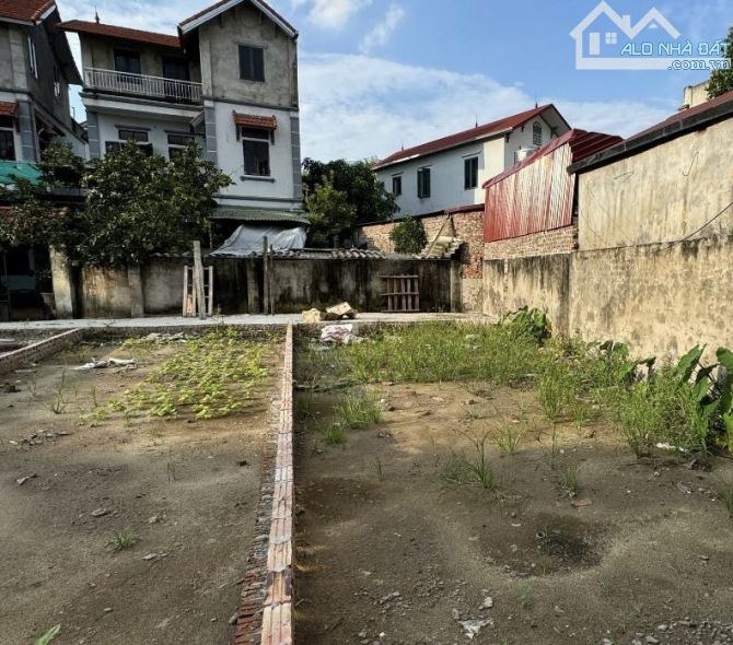 Đất Đa Tốn 50m, Ngõ Thoáng, Gần Chợ, Trường, Khu Dân Trí Cao