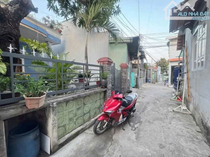 CHỦ NGỘP GỞI BÁN NHÀ CẤP 4 HÓA AN, DT 105M2, SỔ RIÊNG, THỔ CƯ 100%, HẺM Ô TÔ,NGAY CHỢ HÓAN