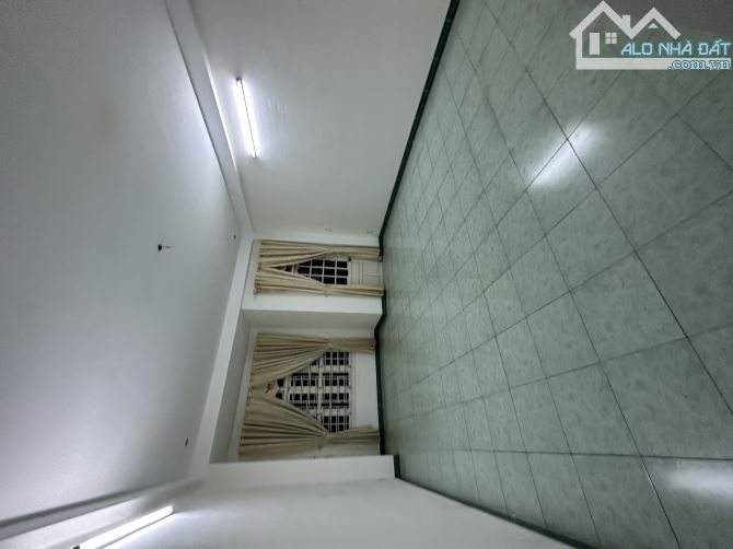 Bán nhà 3 tầng 3 mê đường Nguyễn Trác , Gọi Tuyết