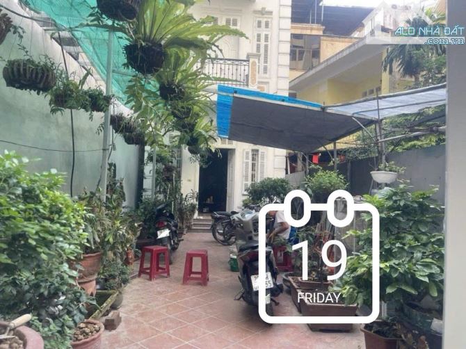 Cần bán căn nhà đường Xuân La, Tây Hồ. SĐ 77m2x4T+50m2 đất vườn LK, ô tô tránh. 27,5 tỷ.