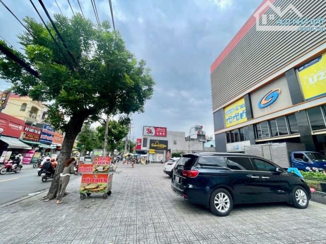 5❌23m, BÁN NHÀ 4 TẦNG, 9PN, 20Tr/THÁNG, 1/ NGUYỄN VĂN QUÁ, DHT, Q.12, 8 TỶ NHỈNH