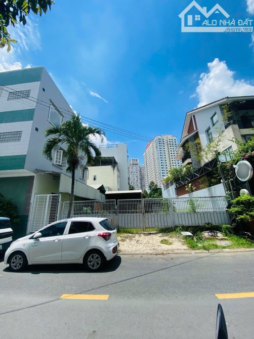Đất biệt thự DTCN 210m2 (10x21) đường Nguyễn Duy Trinh khu VIP cạnh CC Krista.