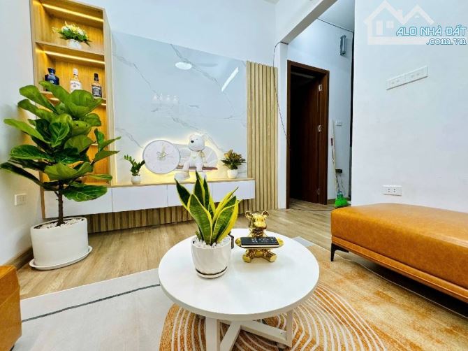 H.I.Ế.M - Nhỉnh 5 tỷ có nhà sổ đỏ phân lô lõi Ngọc Hà, Ba Đình - 20m* 3 tầng full côngnăng