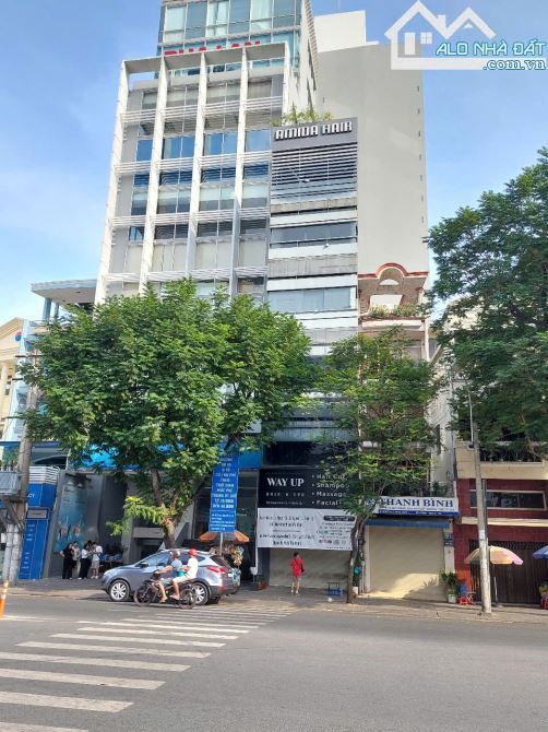 Bán nhà mặt tiền Quận 1, Nguyễn Cư Trinh, 4x16m, 3 lầu, đối diện Pullman, HĐT 75tr/tháng.