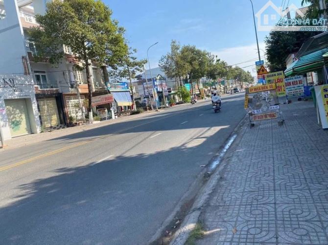 Cần bán đất mặt tiền Lạc Long Quân, Hoà Thành Tây Ninh ( 5,15 x 47 )