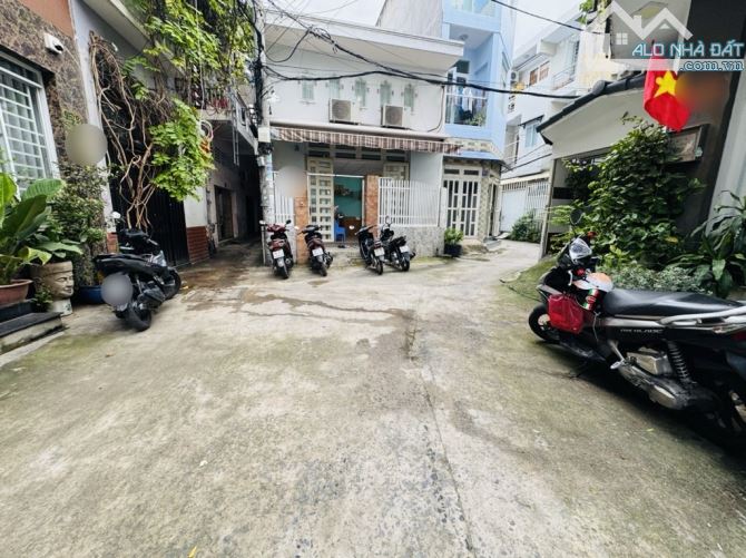 🚘 Ô TÔ VÀO NHÀ, XE TẢI QUAY ĐẦU TRƯỚC NHÀ - GẦN 50M2 - 4 TẦNG, 5 PHÒNG - NGANG KHỦNG 6M -