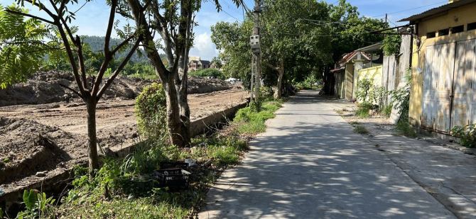 Bán nhà 2 tầng làng móng Hoàn sơn dt 78m mt 4.25m giá 2.8 tỷ