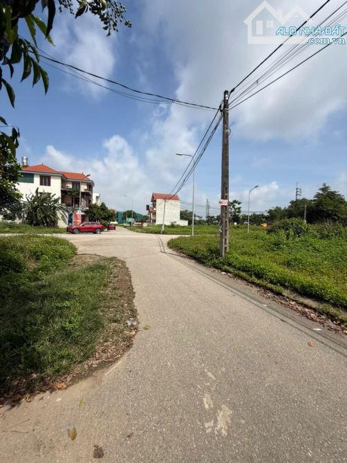 200m TDC Bình Yên Tuyến 2 TL 420 Gần CN Cao Hoà Lạc ĐH FPT  Học Viện Tài Chính