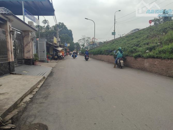 Qua rẻ/ 32 tỷ/ 227 m2/ mặt Phố Nguyễn Khoái