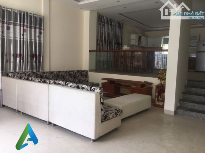 CHO THUÊ BIỆT THỰ ĐƯỜNG LÊ TẤN TOÁN - 200 M² - 8 PN - GIÁ 35 TRIỆU