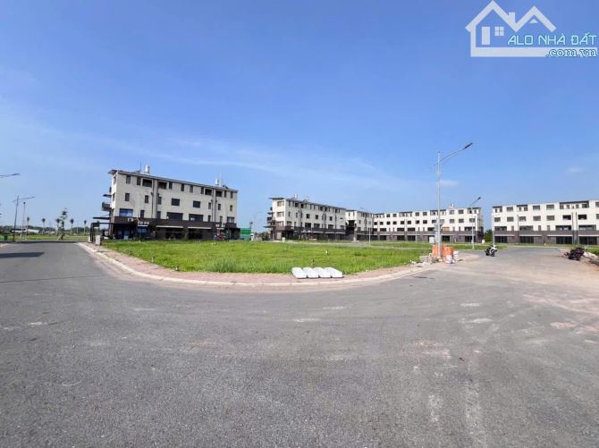 📢 BÁN NỀN GÓC (9x15) 2 MẶT TIỀN BLOCK A3 KDC NAM LONG 3 - CẦN THƠ GIÁ CHỈ 6.1 TỶ!