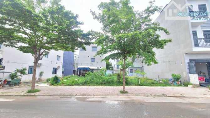 đất 60m2 3ty090 TL MT đường Bình Chuẩn 36 KDC Phú Hồng Khang p.Bình Chuẩn