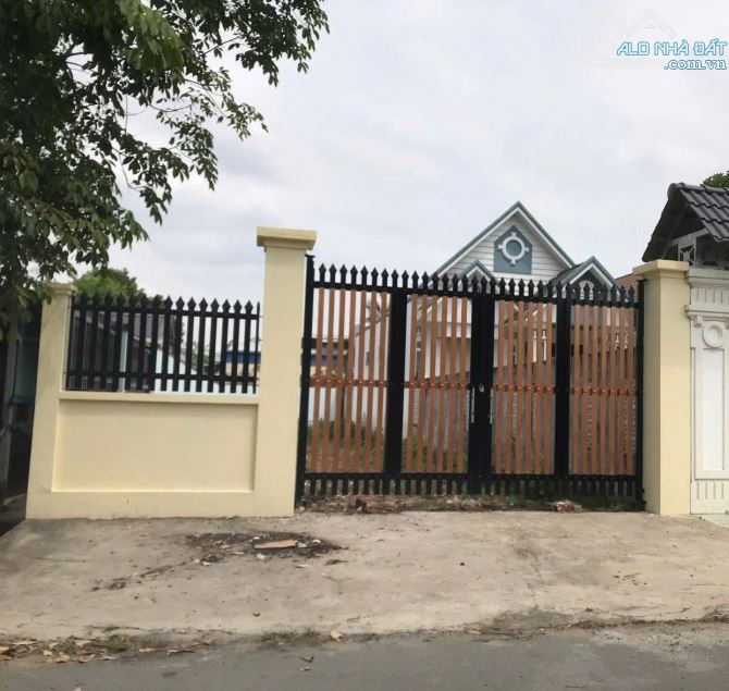CẦN BÁN GẤP 950TRIỆU LÔ ĐẤT ĐƯỜNG NGUYỄN THỊ LẮNG, PHƯỚC VĨNH AN 261M2, SHR, THỔ CƯ