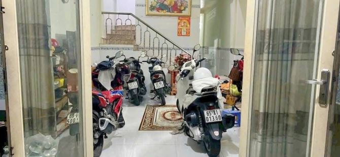 Bán nhà trệt lầu đường Lâm Văn Phận - KDC 586, P. Hưng Phú, TP Cần Thơ. Giá 2.65 tỷ